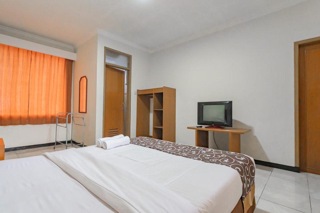Hotel Puspa Sari Redpartner Чиатер Экстерьер фото