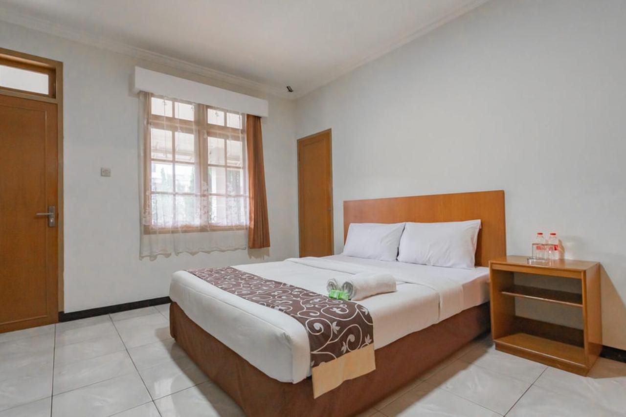 Hotel Puspa Sari Redpartner Чиатер Экстерьер фото